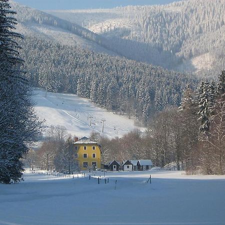 Kralicka Chata Otel Staré Město Dış mekan fotoğraf