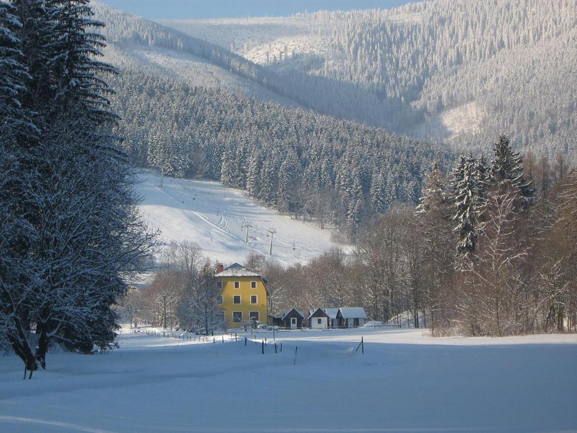 Kralicka Chata Otel Staré Město Dış mekan fotoğraf